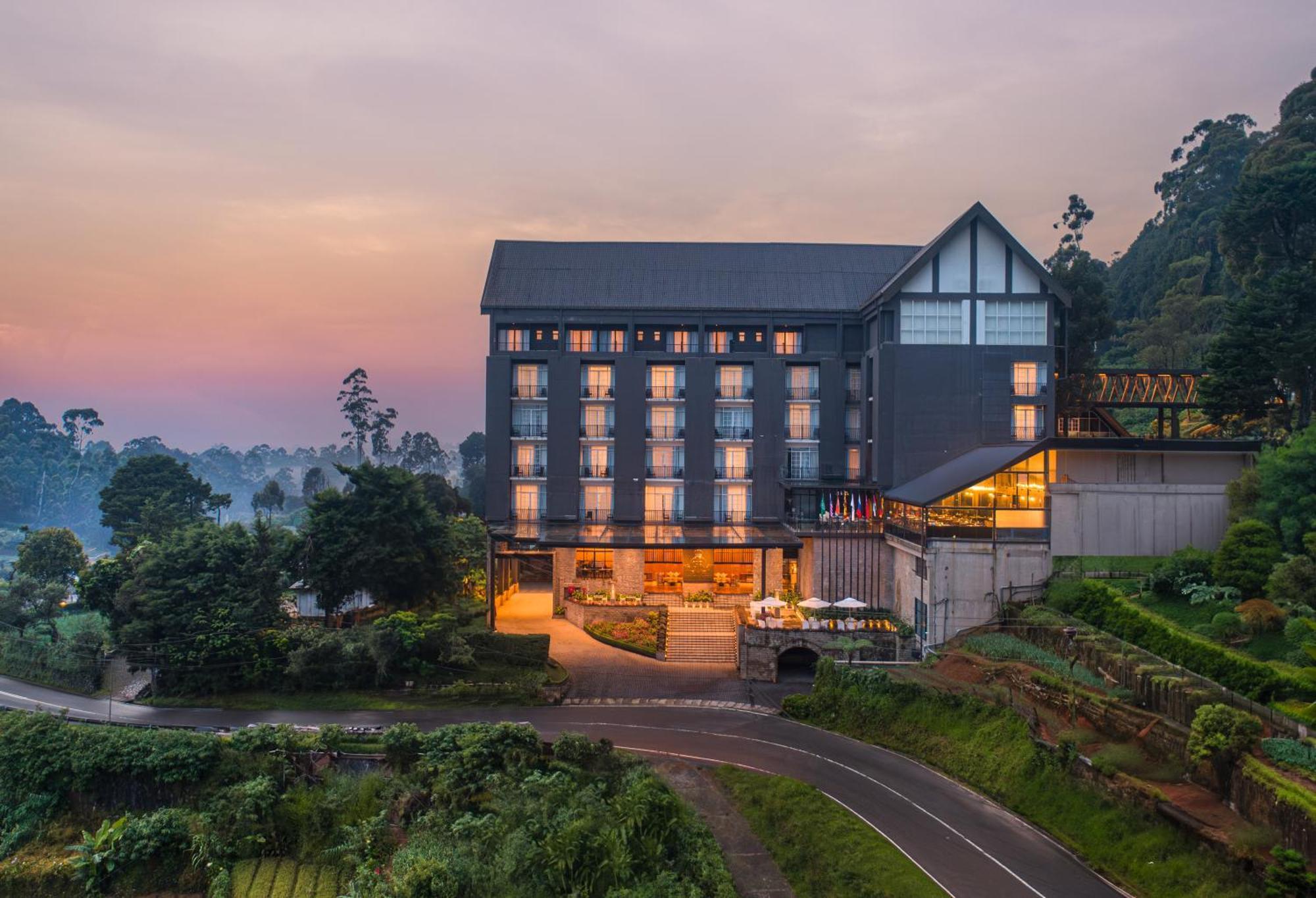 The Golden Ridge Hotel Нувара-Элия Экстерьер фото